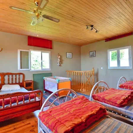 Сasa de vacaciones Maison Avec Piscine Et Jardin Au Calme *